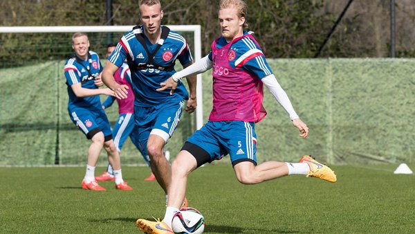 都占据优势 都占据优势