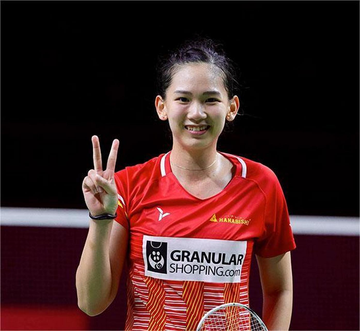 胜任前腰 胜任前腰