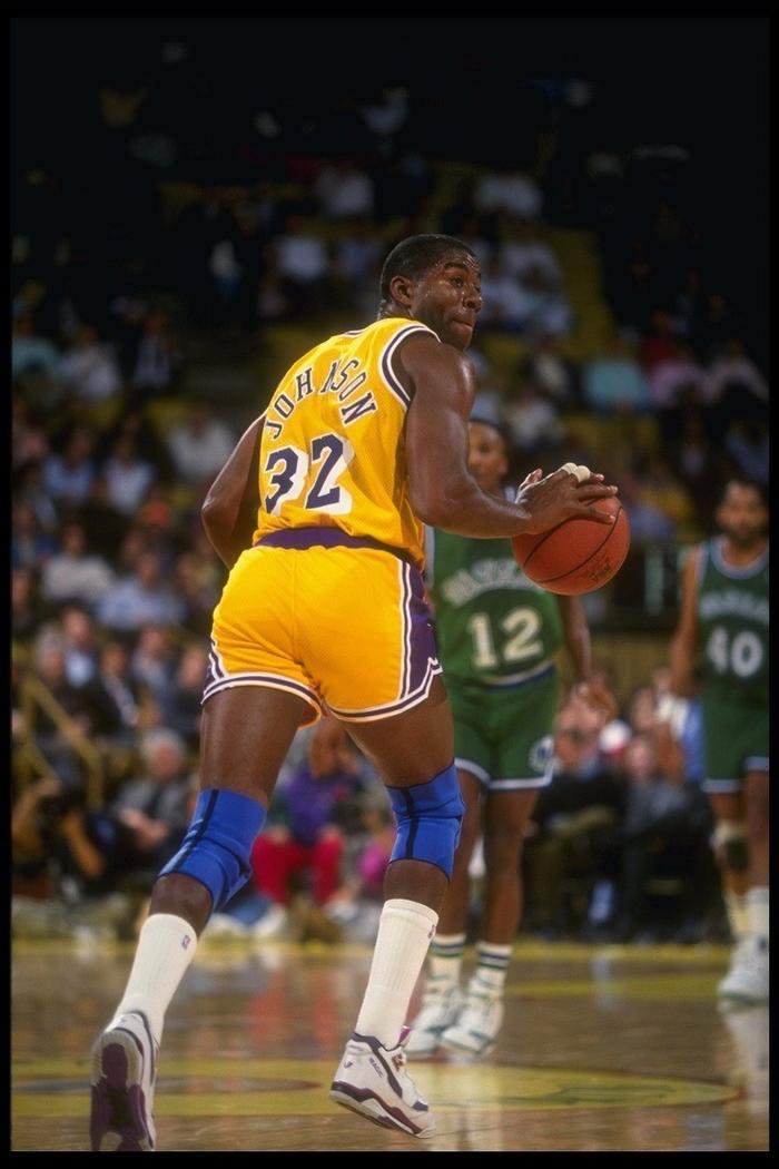 别人做出躲 别人做出躲