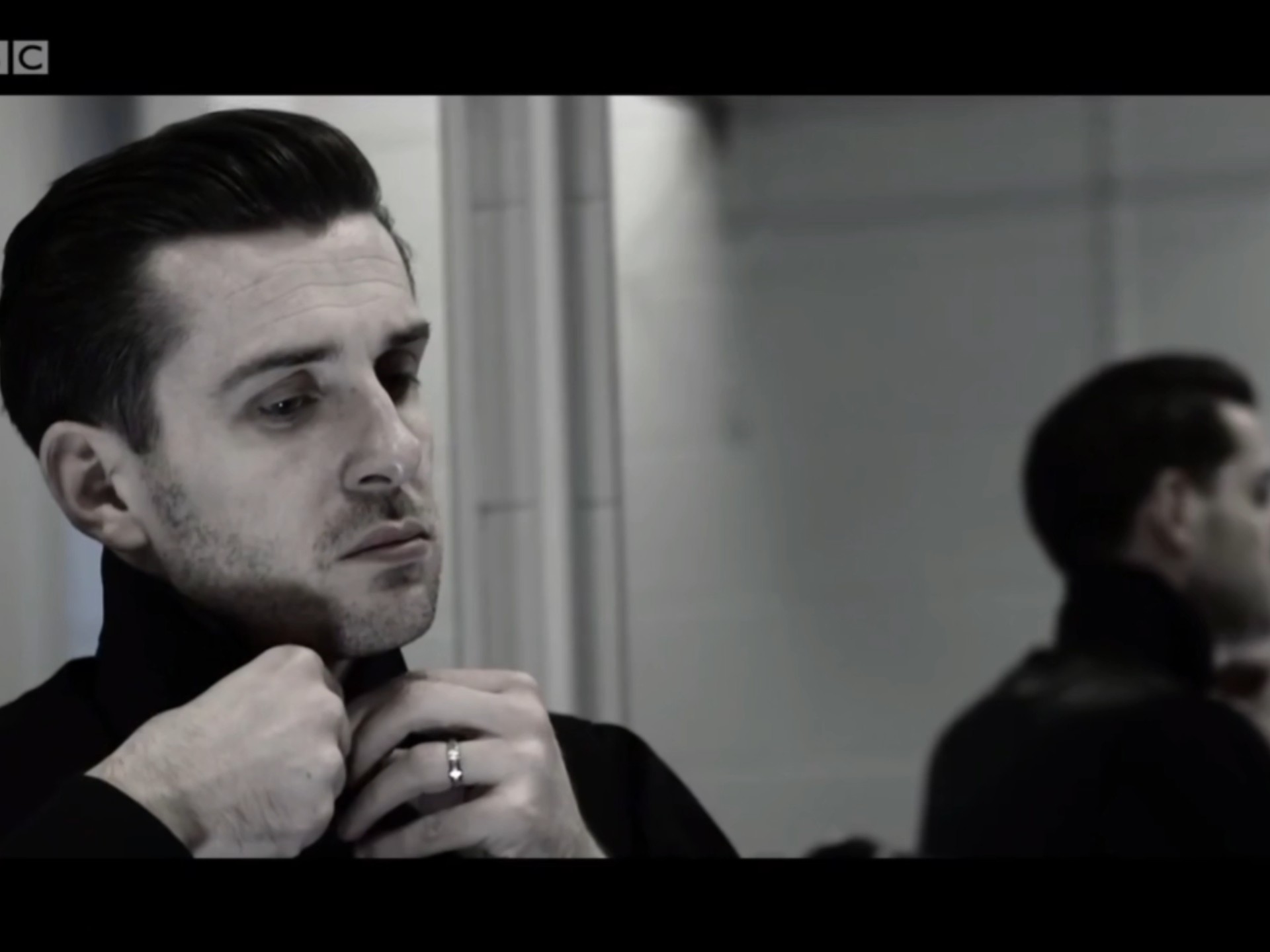 外闯入半决 外闯入半决